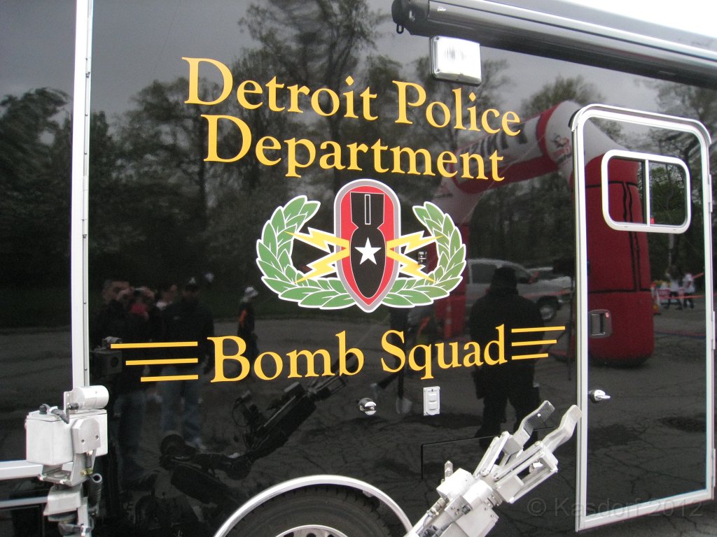 2012 Run With the Cops 140.JPG - The 3rd annual, and my first, Detroit City "Run With the Cops, Not From them!" race. I ran the 10K, and set a PR in the process. Another cold and windy day on Belle Isle!